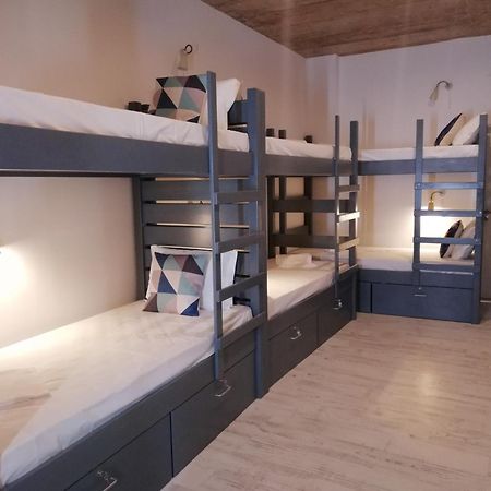 Son Of A Beach Hostel Albufeira Phòng bức ảnh