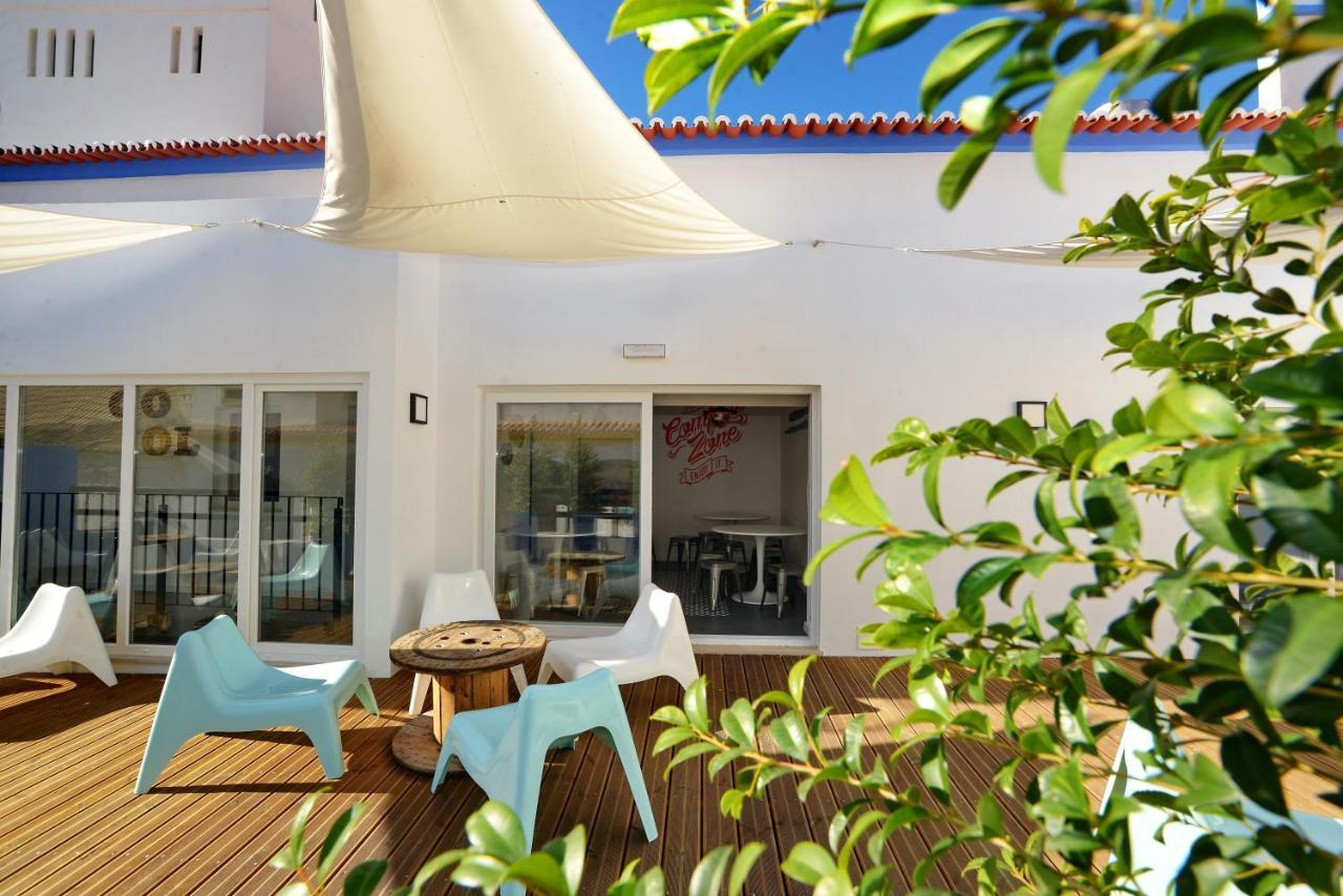 Son Of A Beach Hostel Albufeira Ngoại thất bức ảnh