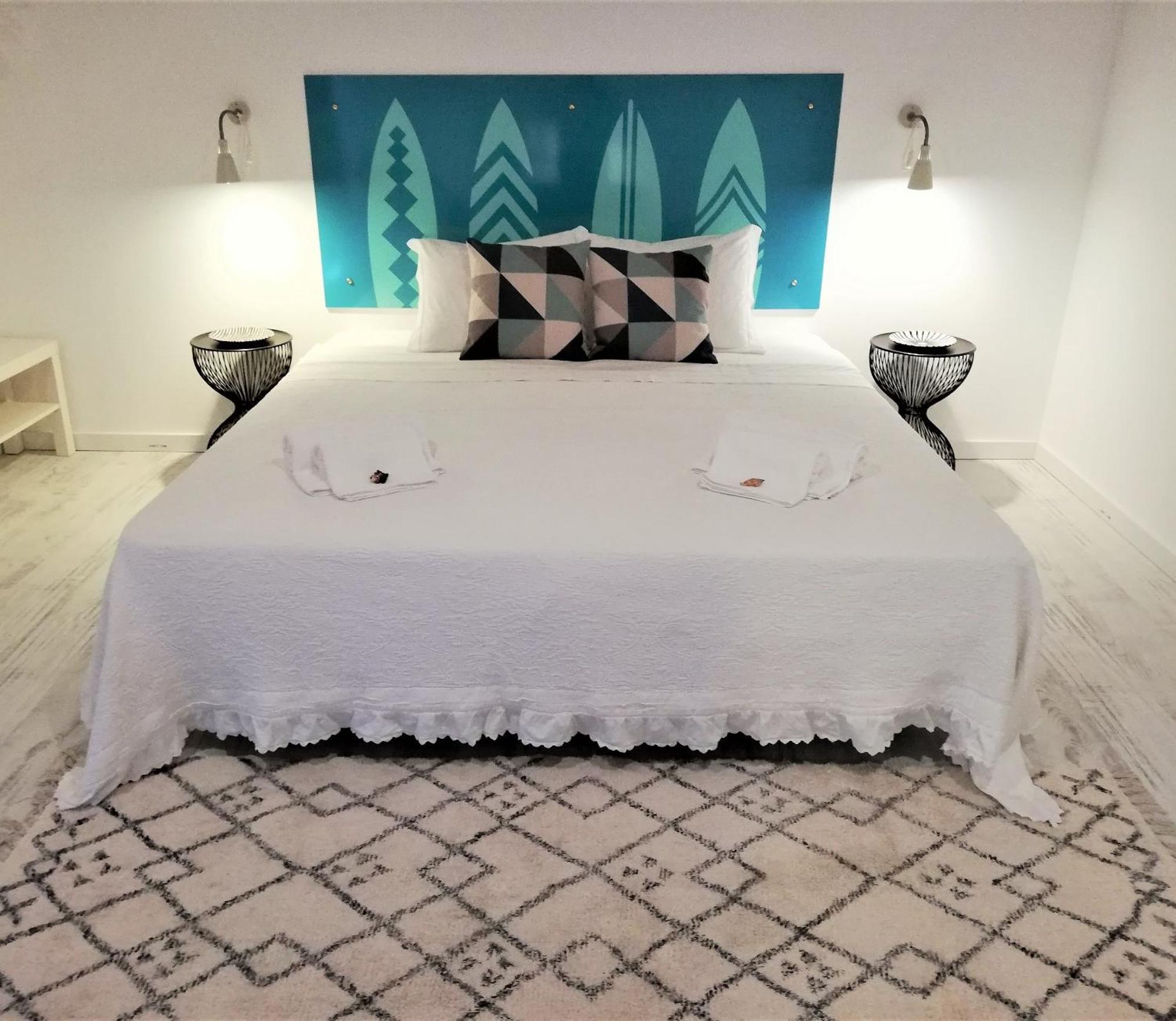 Son Of A Beach Hostel Albufeira Ngoại thất bức ảnh