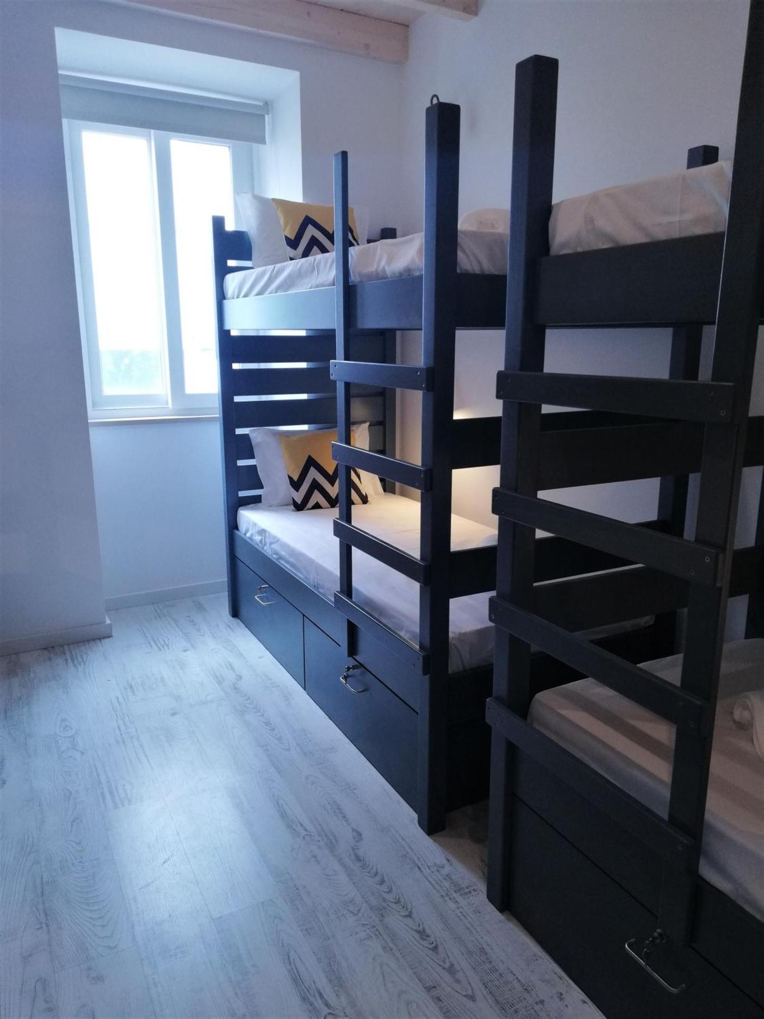Son Of A Beach Hostel Albufeira Phòng bức ảnh